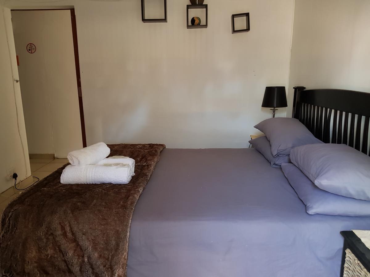 Kgosi Lodge Кимберли Экстерьер фото