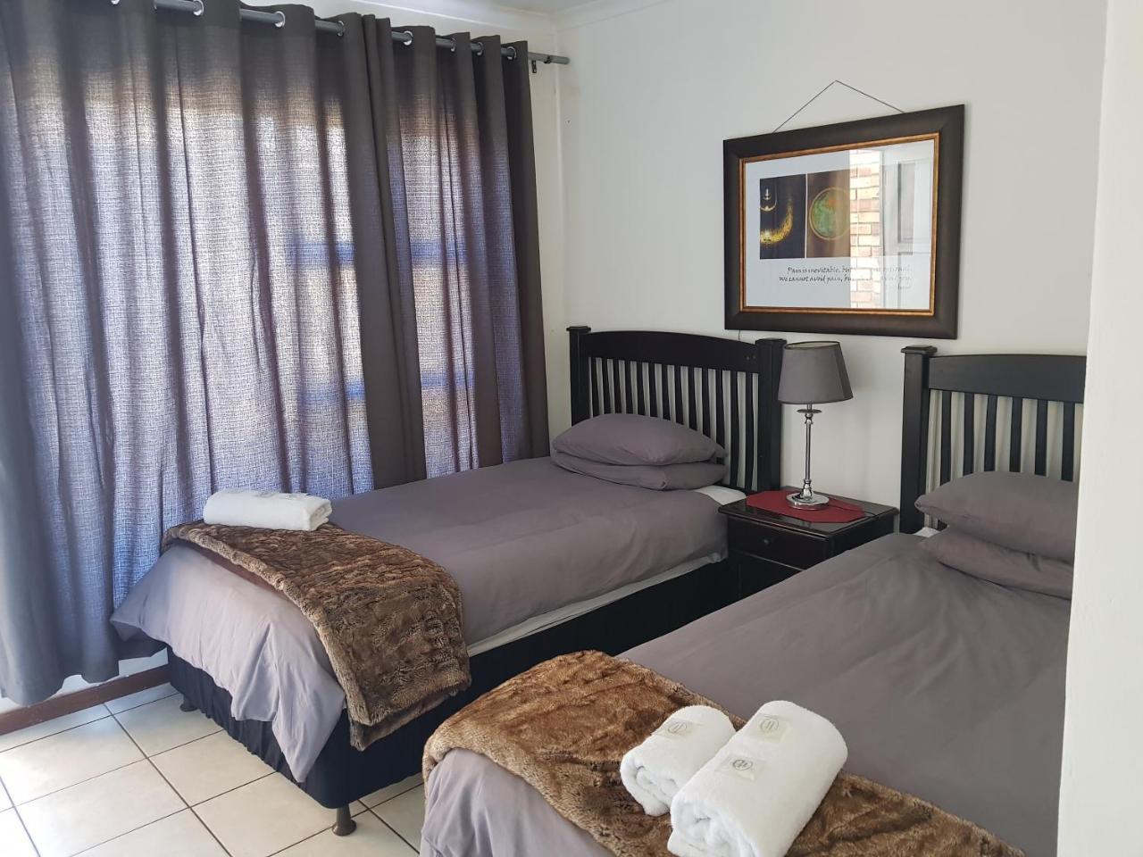 Kgosi Lodge Кимберли Экстерьер фото